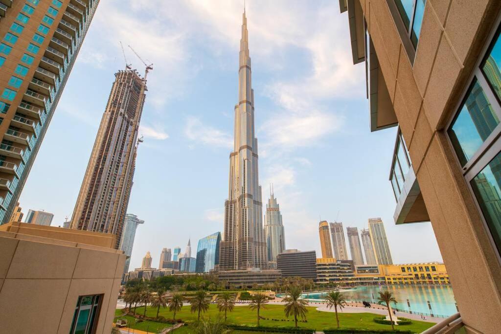 First Class 2br With Full Burj Khalifa And Fountain View Appartement Dubai