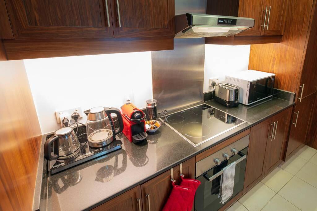 Appartement First Class 2br With Full Burj Khalifa And Fountain View Dubai